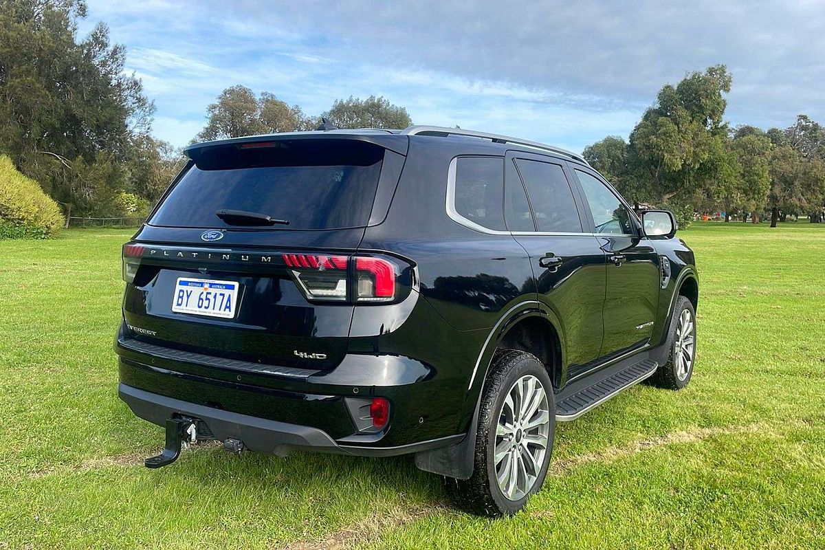 2022 Ford Everest Platinum