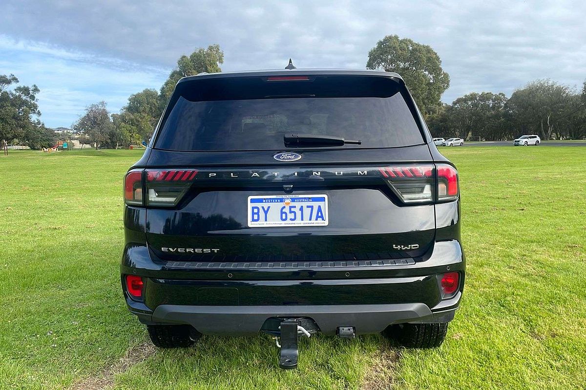 2022 Ford Everest Platinum