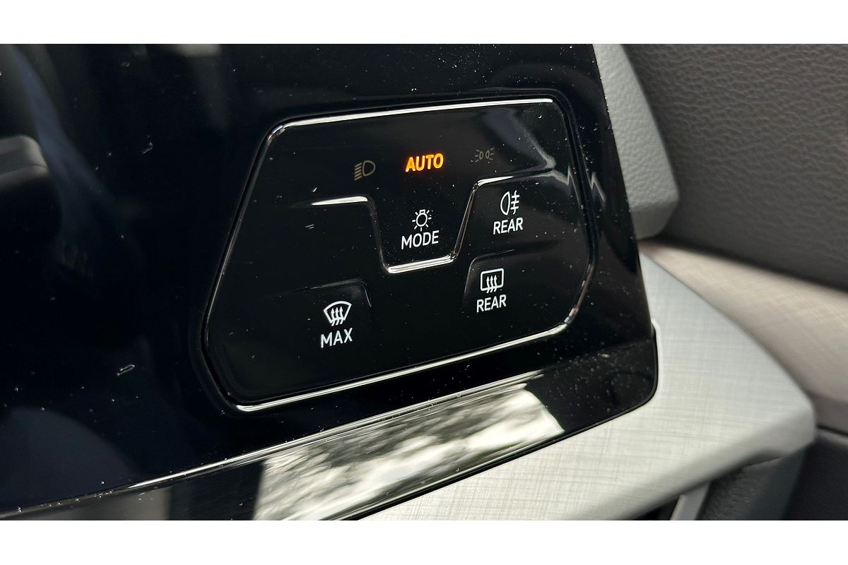 2024 Volkswagen Golf 110TSI Life 8