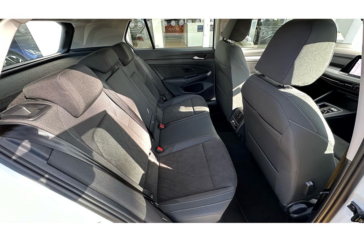 2024 Volkswagen Golf 110TSI Life 8