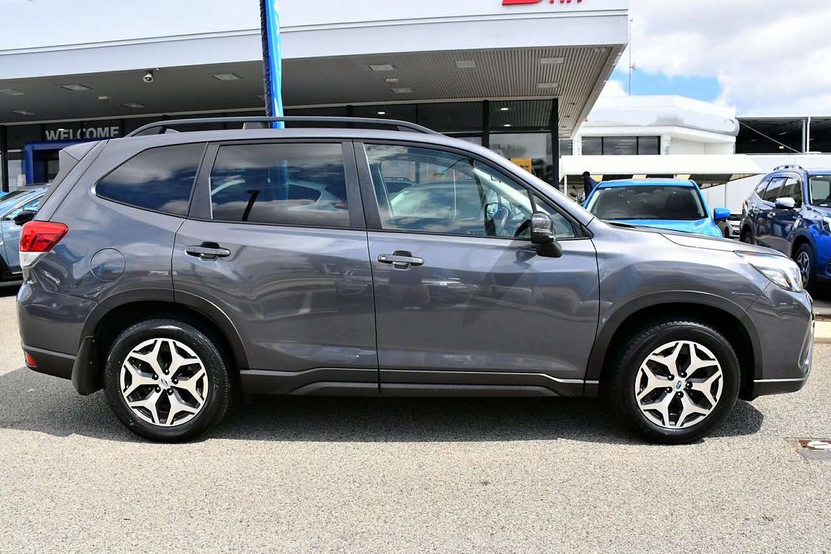 2021 Subaru Forester 2.5i S5