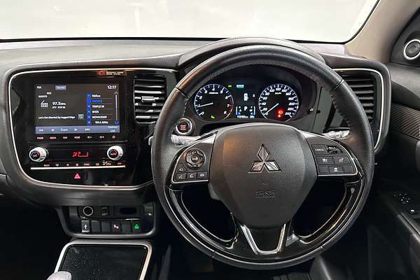 2021 Mitsubishi Outlander Exceed ZL