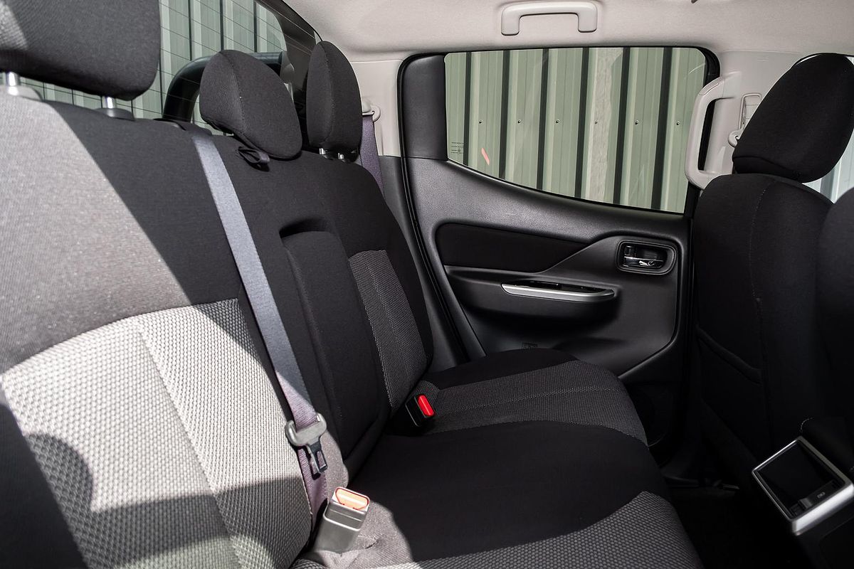 2023 Mitsubishi Triton GLS MR 4X4