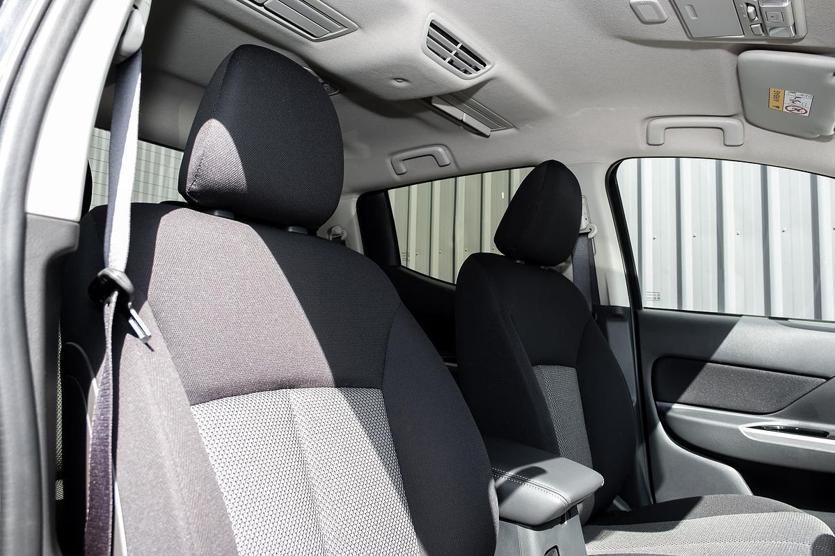 2023 Mitsubishi Triton GLS MR 4X4