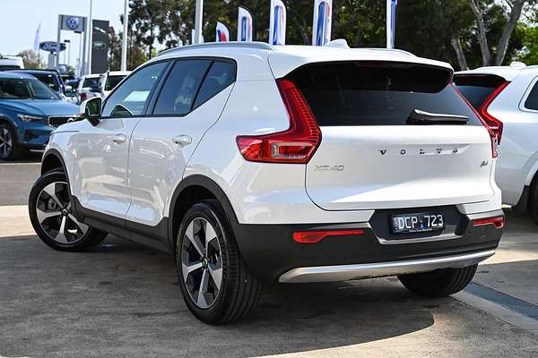 2024 Volvo XC40 Plus B4