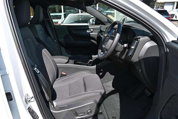 2024 Volvo C40 Recharge