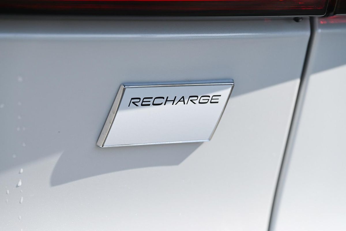 2024 Volvo C40 Recharge