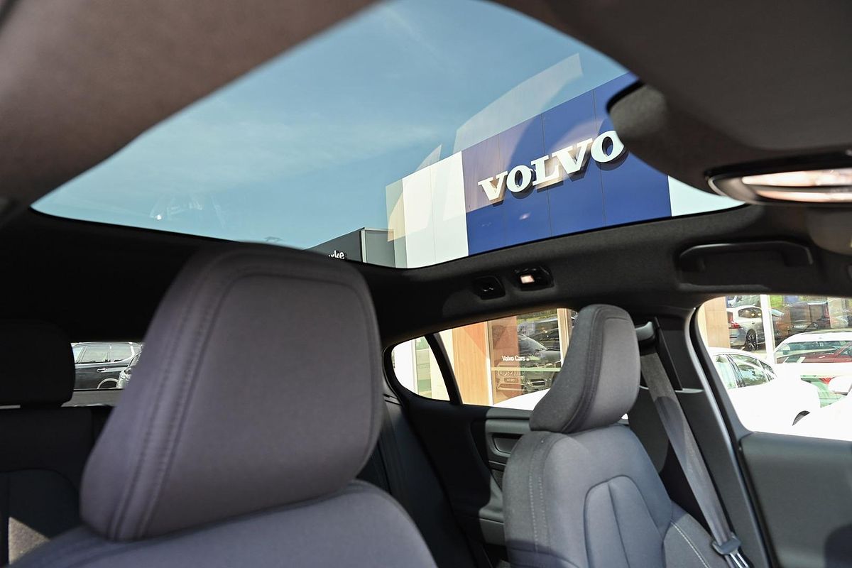 2024 Volvo C40 Recharge
