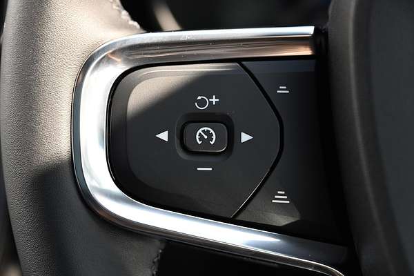 2024 Volvo C40 Recharge