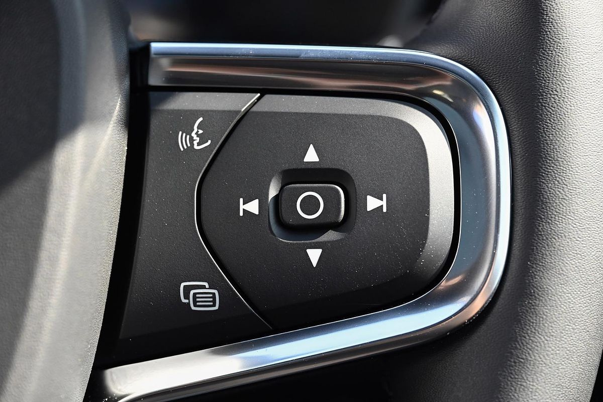 2024 Volvo C40 Recharge