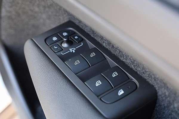 2024 Volvo C40 Recharge