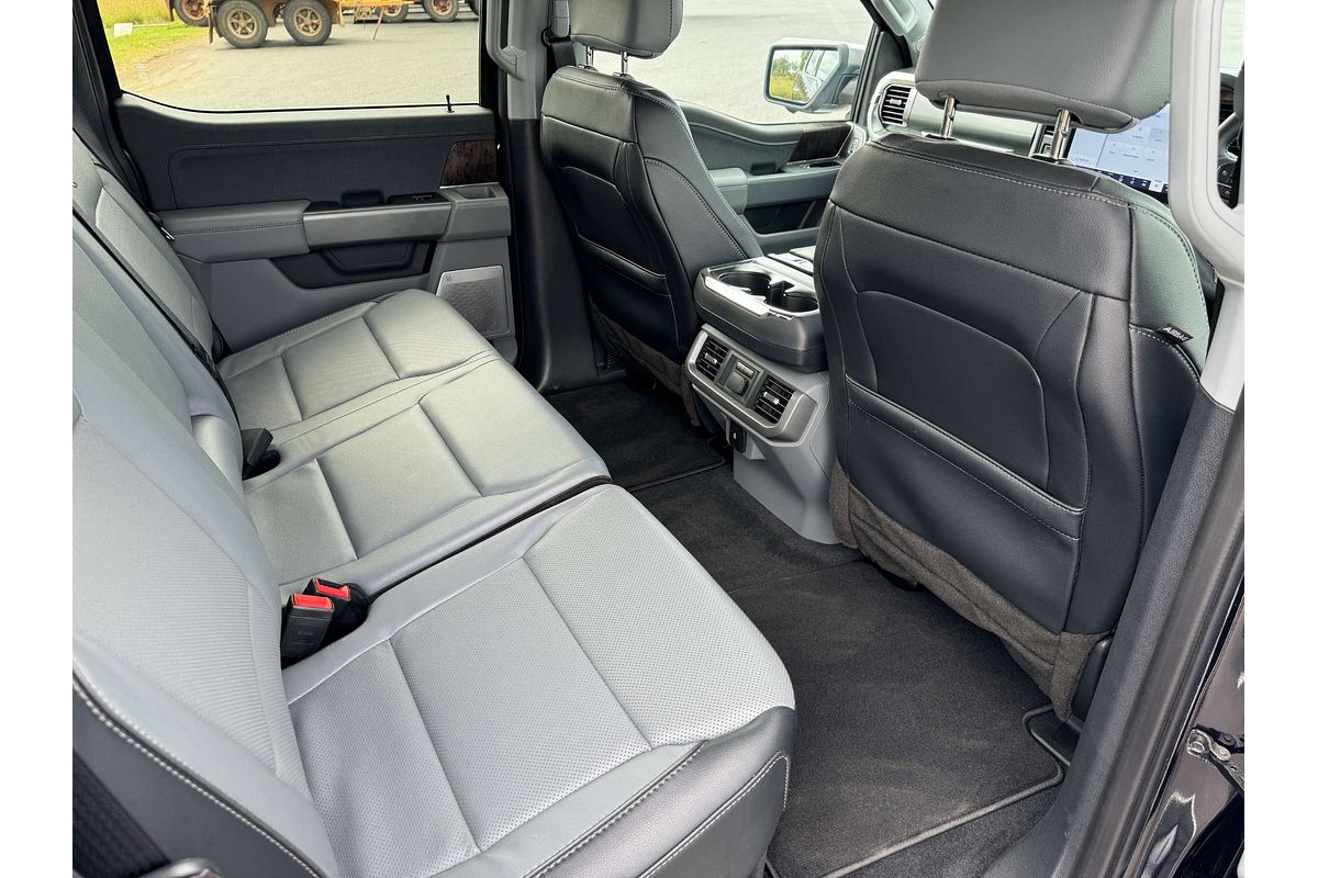 2023 Ford F-150 Lariat 4X4 SWB