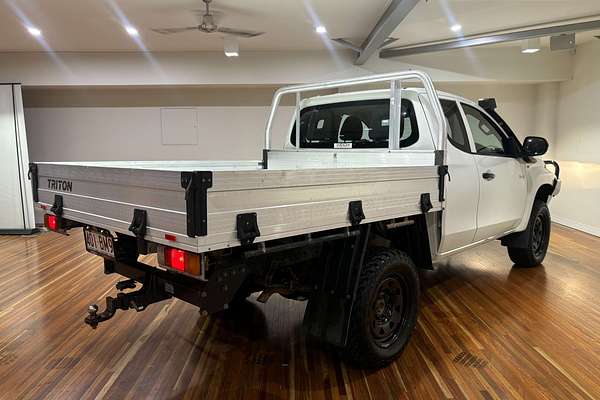 2021 Mitsubishi Triton GLX MR 4X4