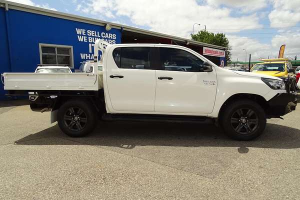 2020 Toyota Hilux SR GUN126R 4X4