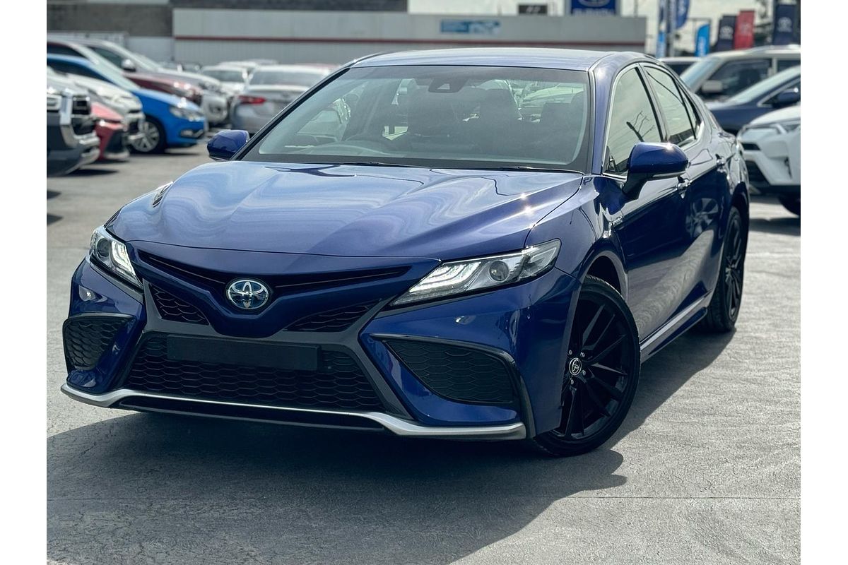 2023 Toyota Camry SX AXVH70R