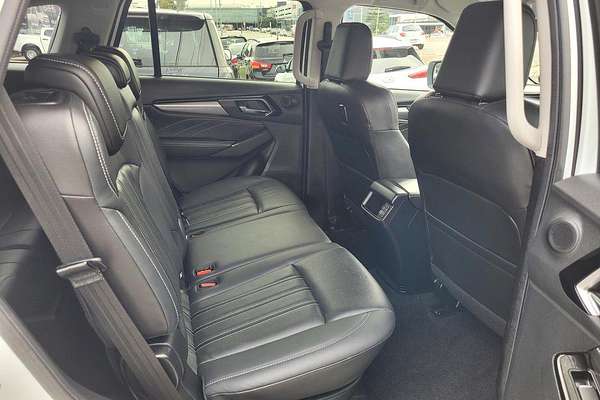 2023 Isuzu MU-X LS-T
