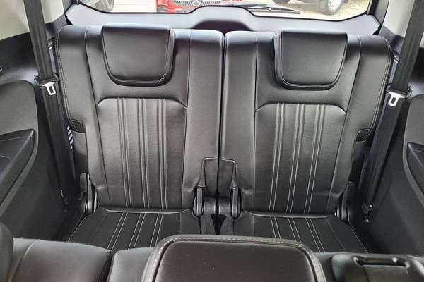 2023 Isuzu MU-X LS-T