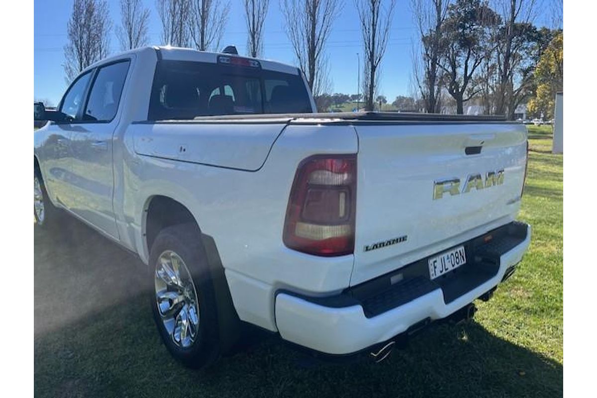 2024 RAM 1500 Laramie Sport RamBox DT 4X4 SWB