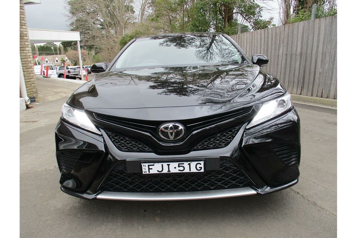 2020 Toyota Camry SX GSV70R