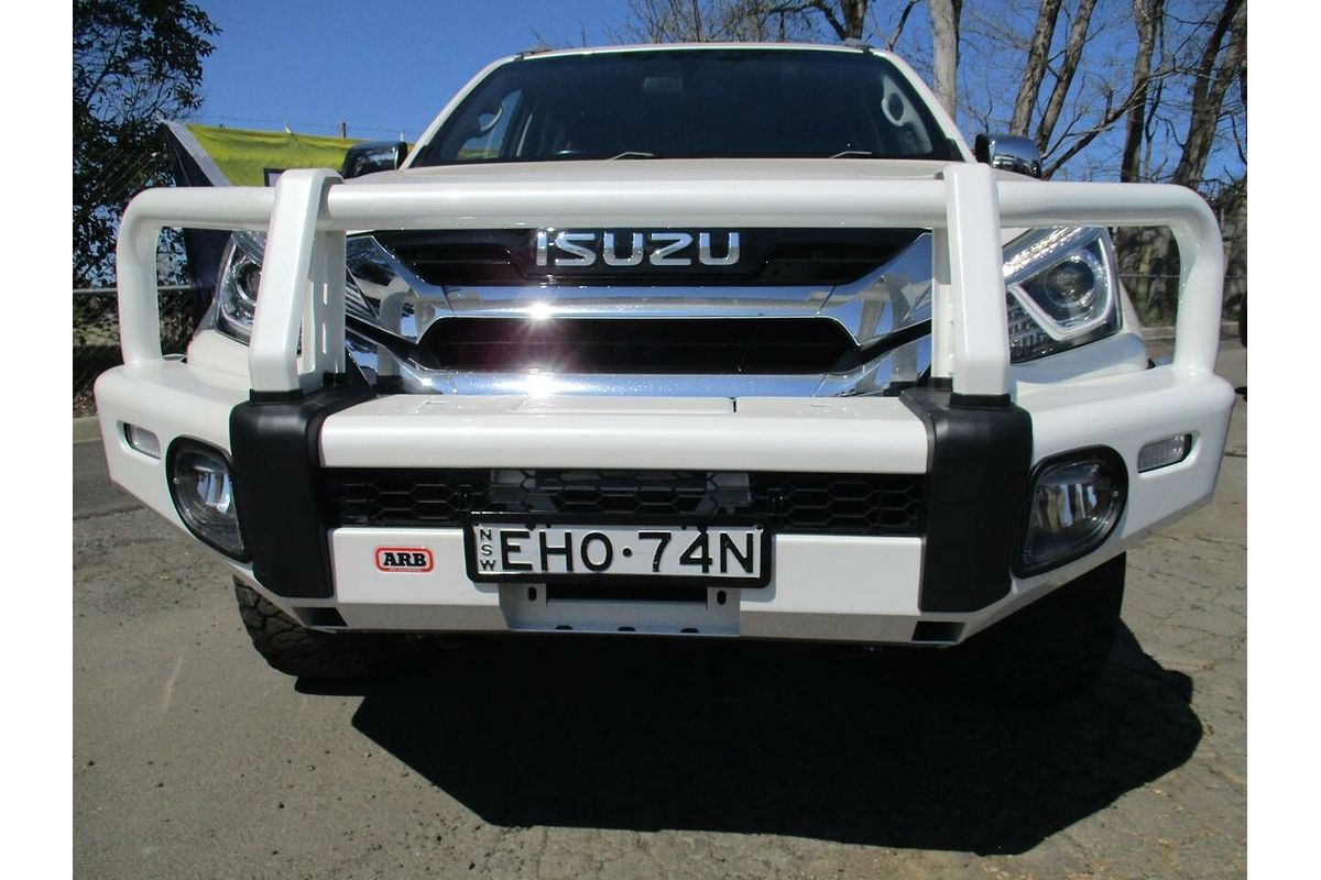 2020 Isuzu MU-X LS-T