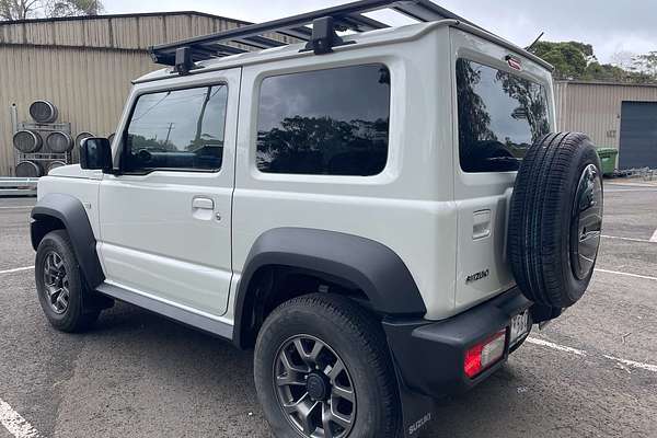 2022 Suzuki Jimny GLX GJ