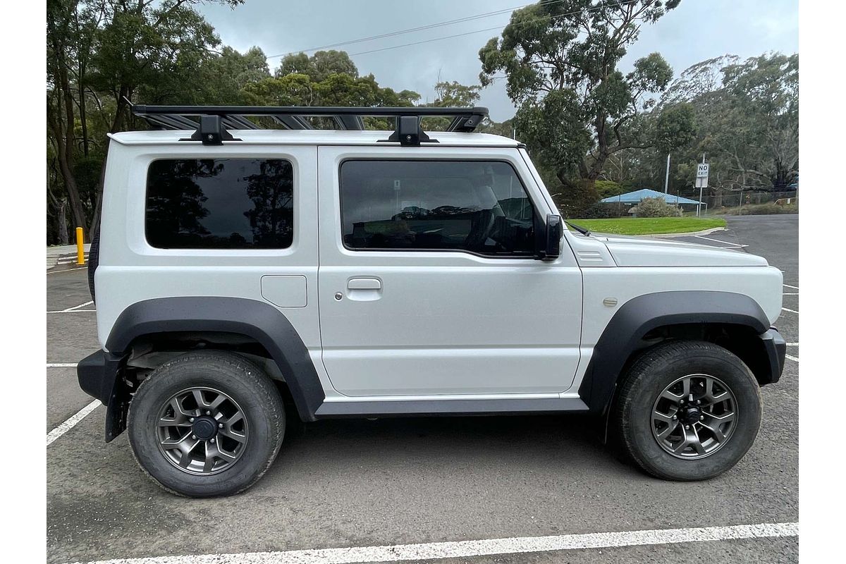2022 Suzuki Jimny GLX GJ
