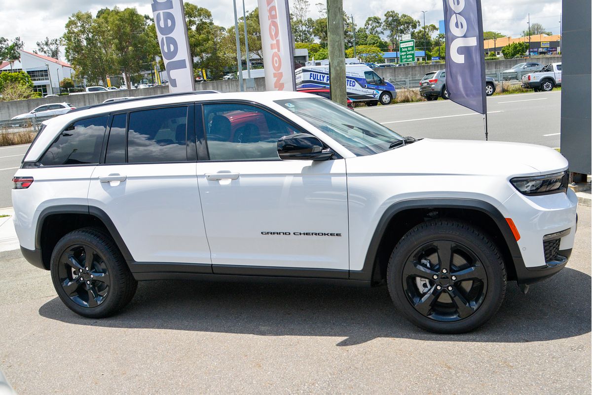 2023 Jeep Grand Cherokee Night Eagle WL