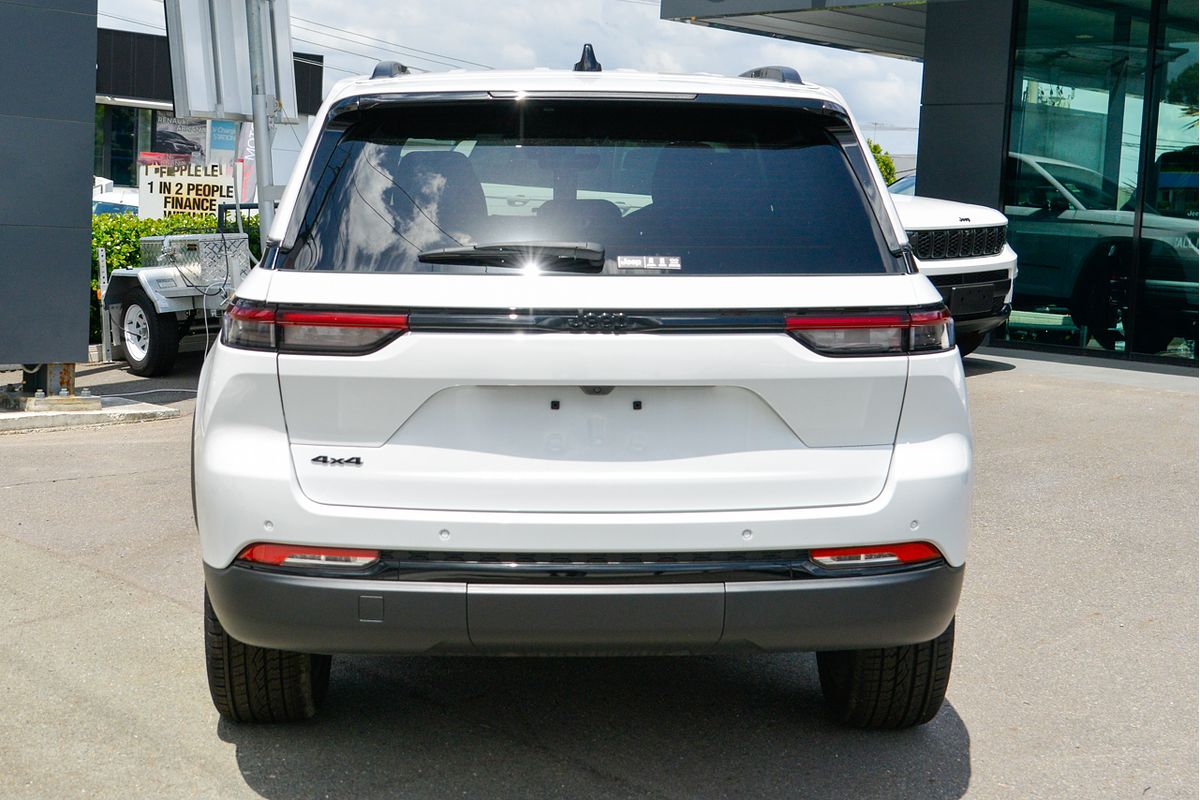 2023 Jeep Grand Cherokee Night Eagle WL