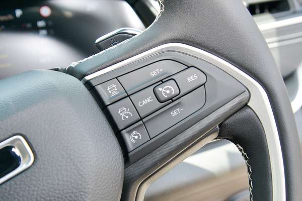 2023 Jeep Grand Cherokee Night Eagle WL