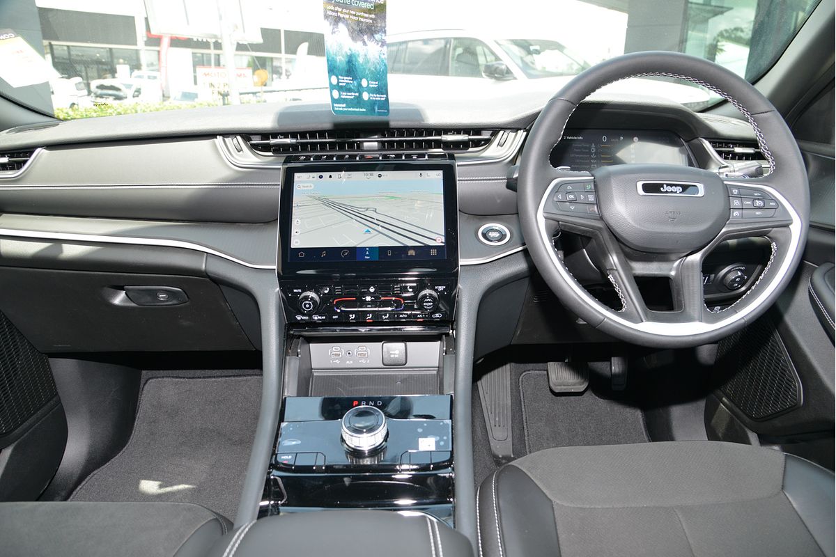 2023 Jeep Grand Cherokee Night Eagle WL