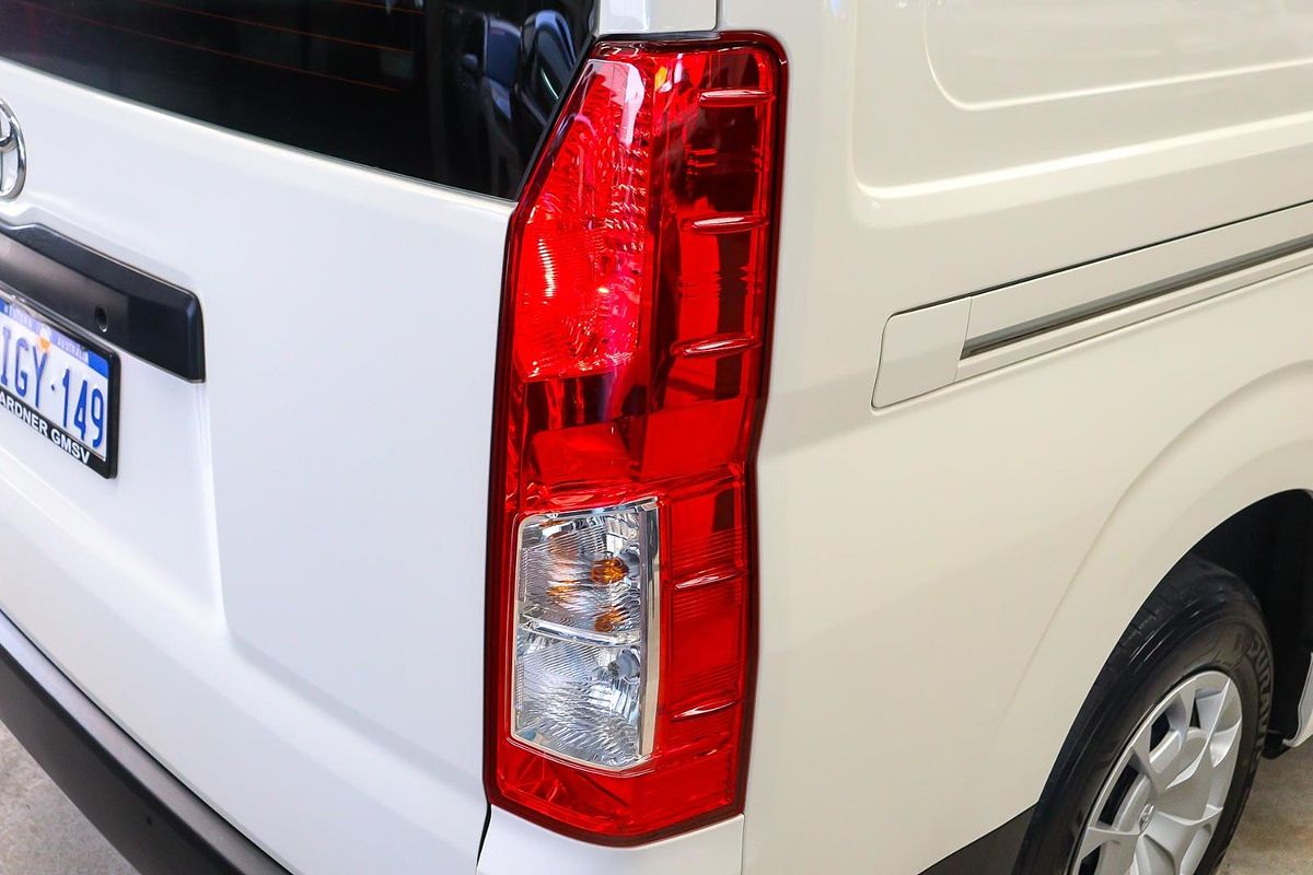 2021 Toyota Hiace GDH300R