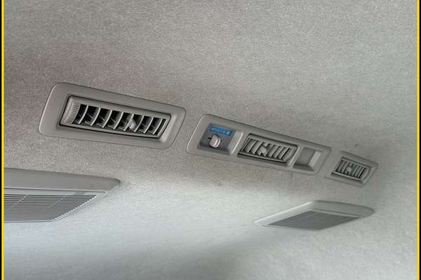 2012 Toyota HiAce Commuter KDH223R MY11 Upgrade