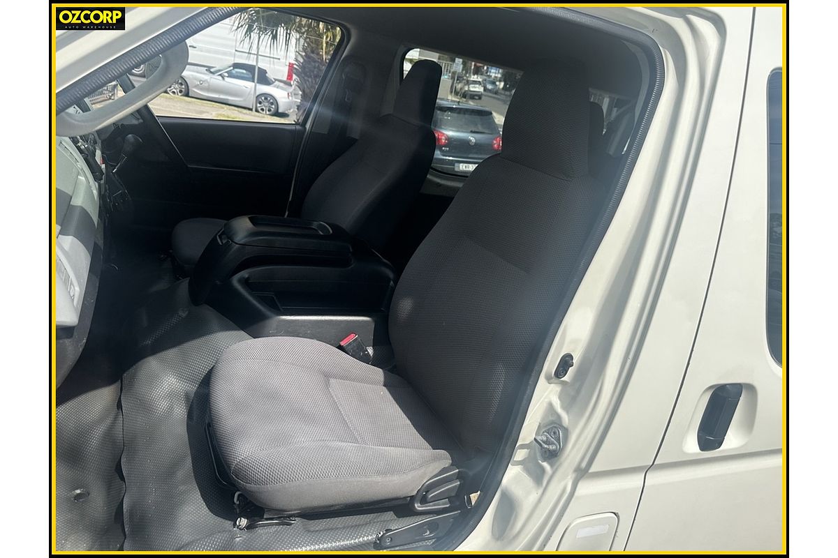 2012 Toyota HiAce Commuter KDH223R MY11 Upgrade