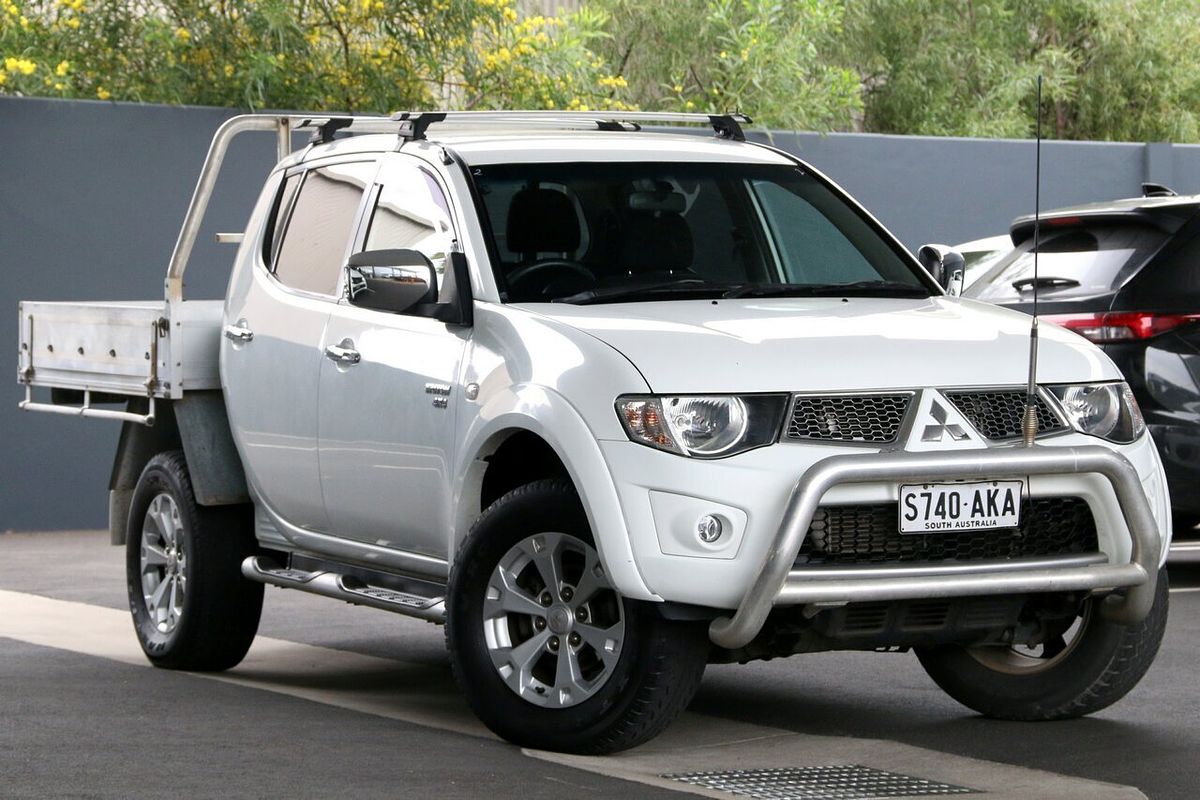 2010 Mitsubishi Triton GLX-R MN 4X4