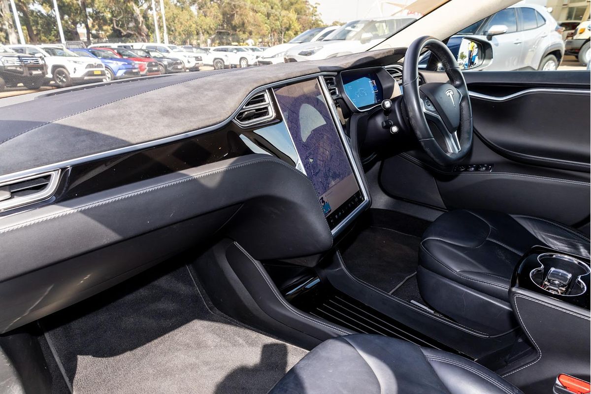 2015 Tesla Model S 85