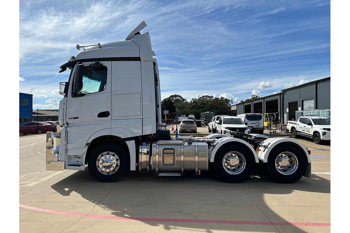 2023 Mercedes-Benz Actros 2658