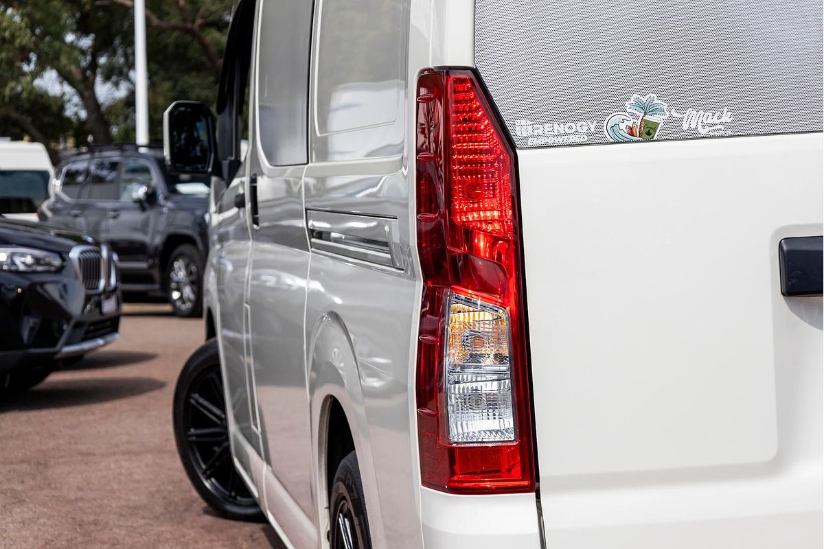 2022 Toyota Hiace GDH300R