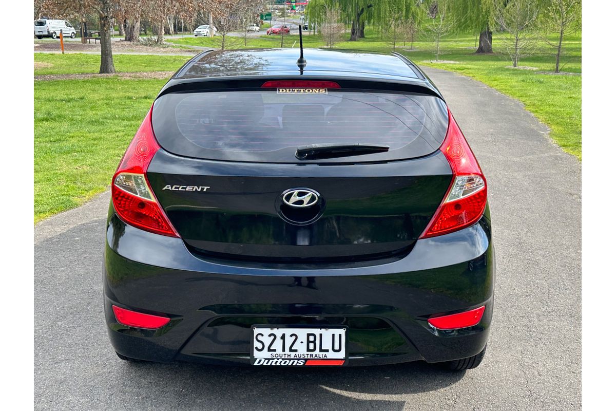 2015 Hyundai Accent Active RB3