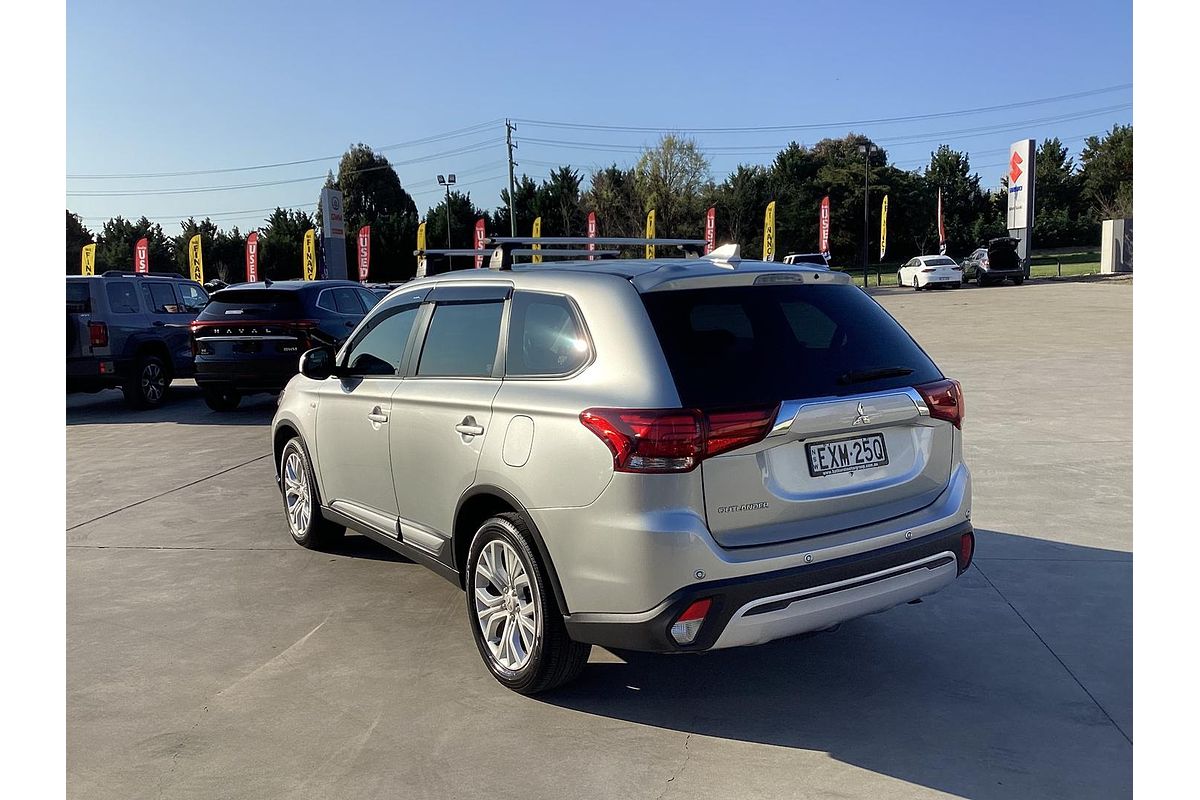 2021 Mitsubishi Outlander ES ZL