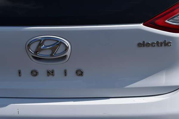 2019 Hyundai IONIQ Electric Elite AE.2