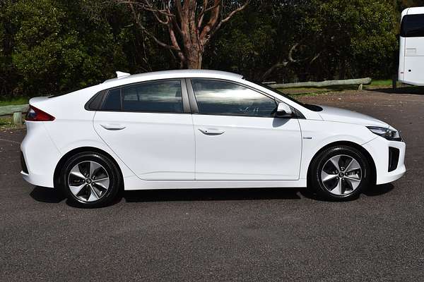2019 Hyundai IONIQ Electric Elite AE.2