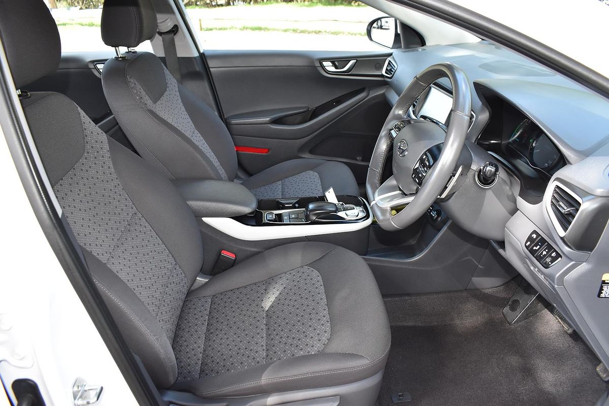 2019 Hyundai IONIQ Electric Elite AE.2