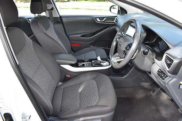 2019 Hyundai IONIQ Electric Elite AE.2