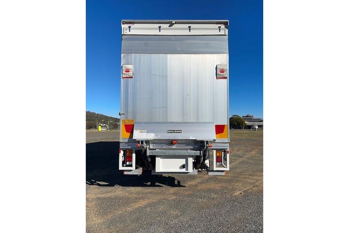 2023 Fuso Fighter 2427 2427 6x4