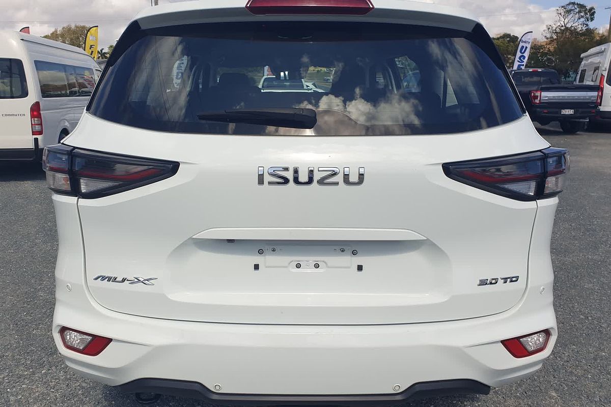 2022 Isuzu MU-X LS-U