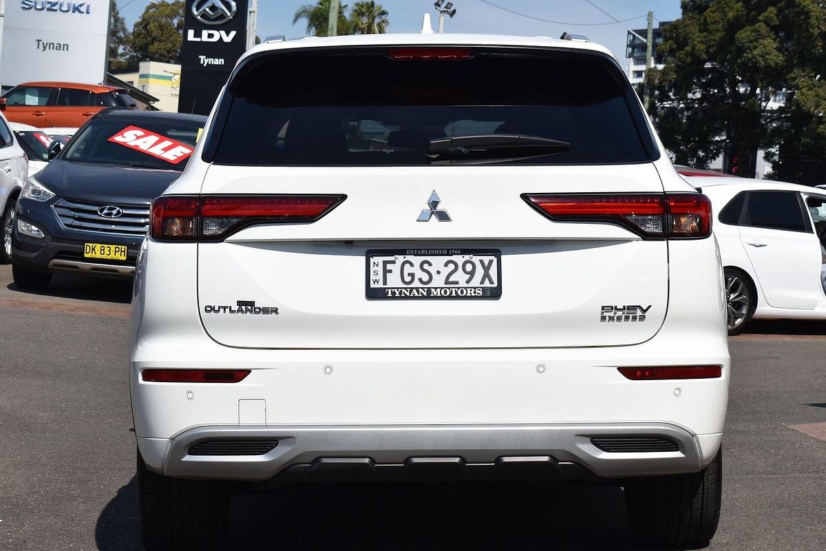 2024 Mitsubishi Outlander PHEV Exceed ZM