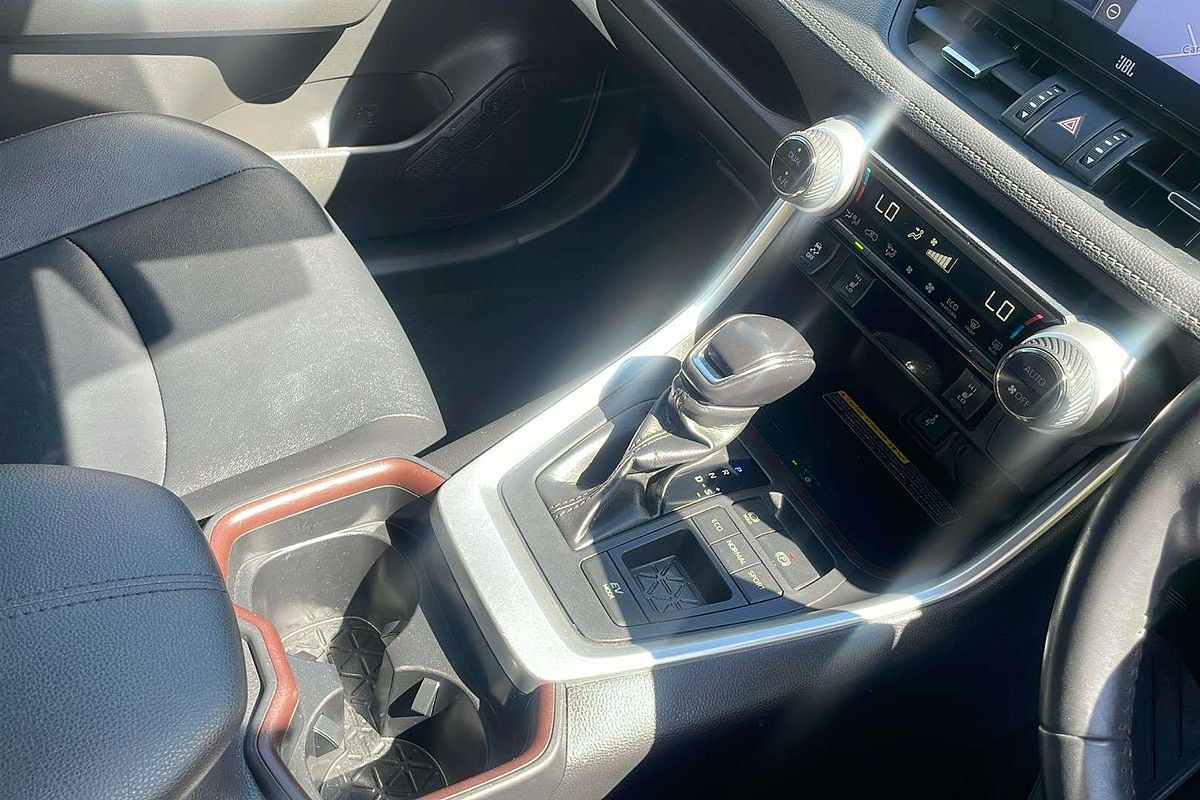 2020 Toyota RAV4 Cruiser AXAH52R