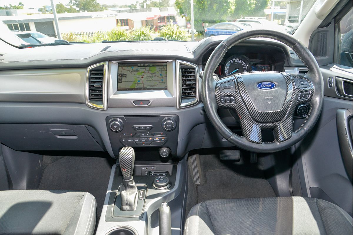 2016 Ford Everest Trend UA