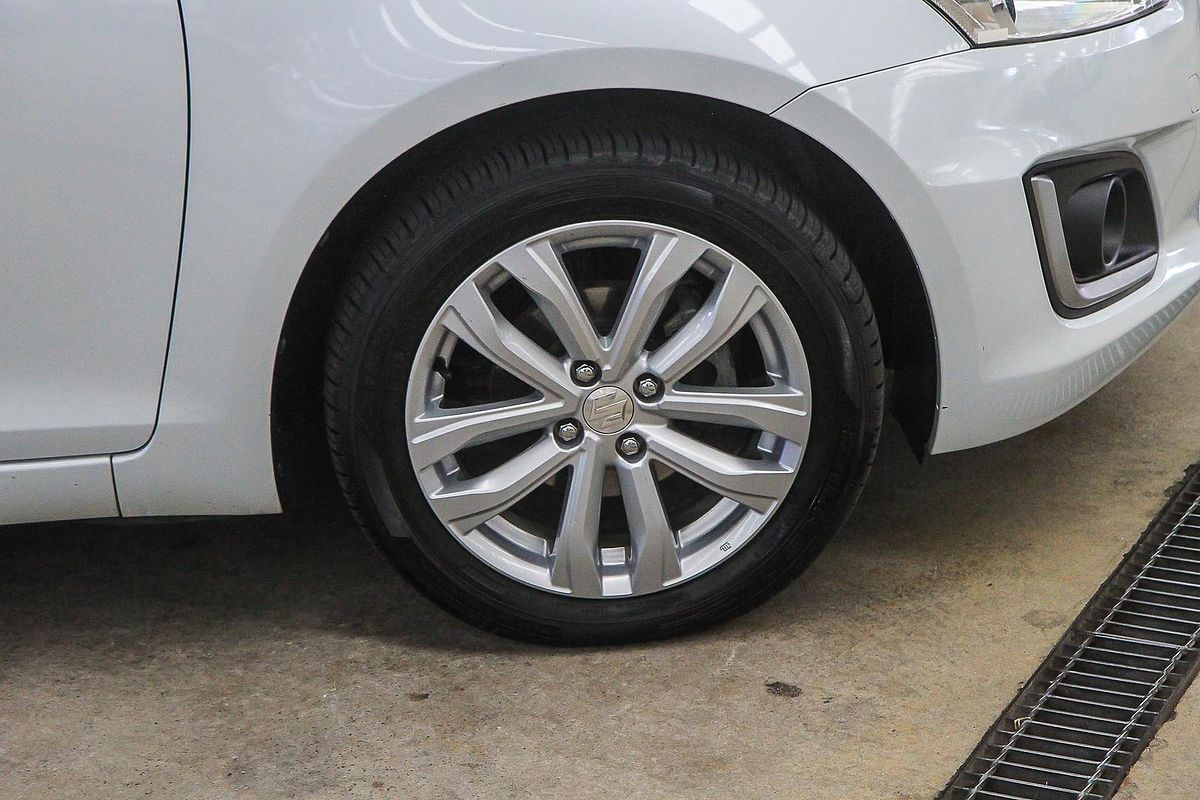 2014 Suzuki Swift GL Navigator FZ
