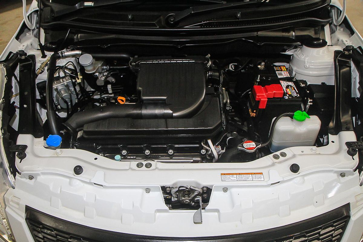 2014 Suzuki Swift GL Navigator FZ
